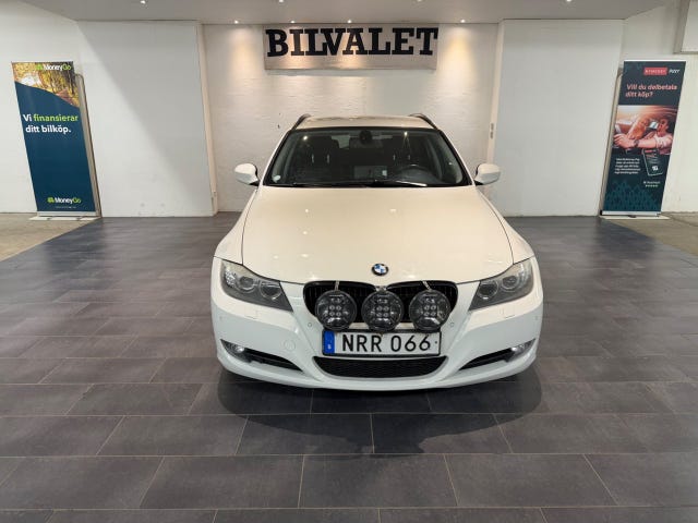 BMW 320d 2012 – bild 3