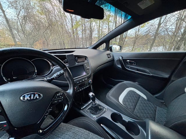 Kia Ceed 2016 – bild 3