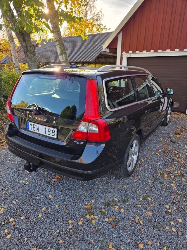 Volvo V70 2012