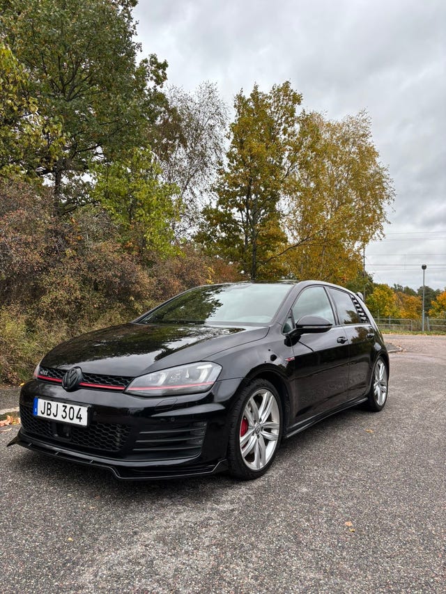 Volkswagen Golf VII 2014