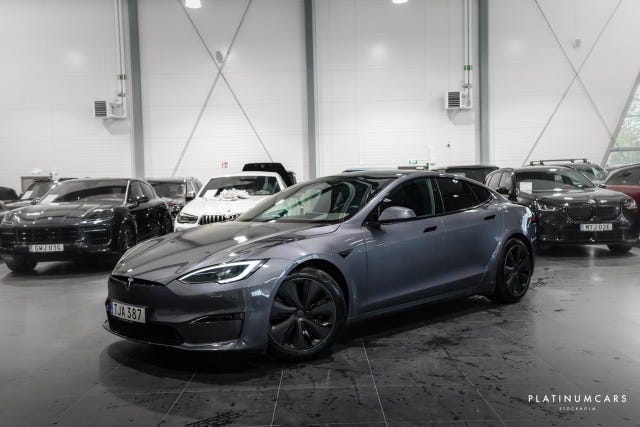 Tesla Model S 2023