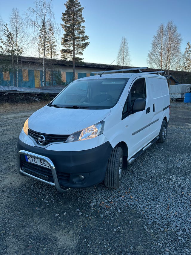 Nissan NV200 2011