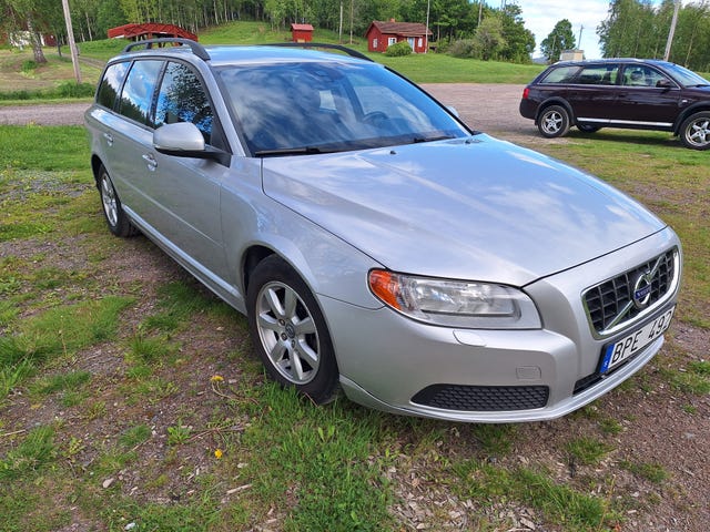 Volvo V70 2012