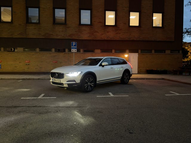Volvo V90 Cross Country 2017