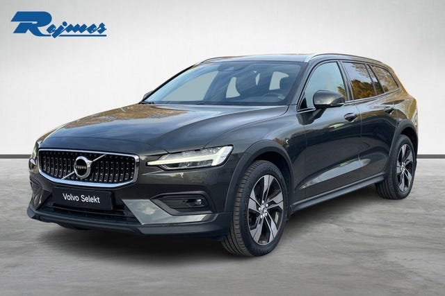 Volvo V60 Cross Country 2022