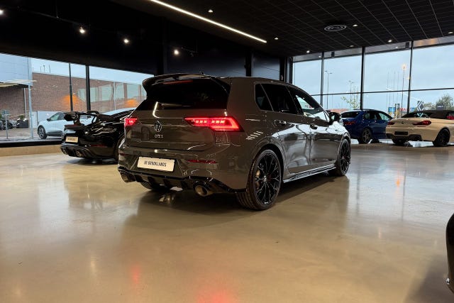 Volkswagen Golf VIII 2025 – bild 3