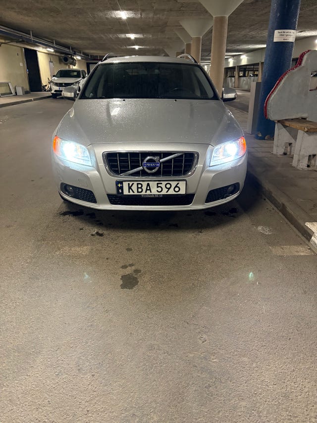 Volvo V70 2010 – bild 4