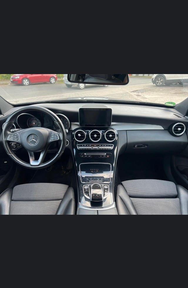 Mercedes-Benz C200 2015 – bild 3
