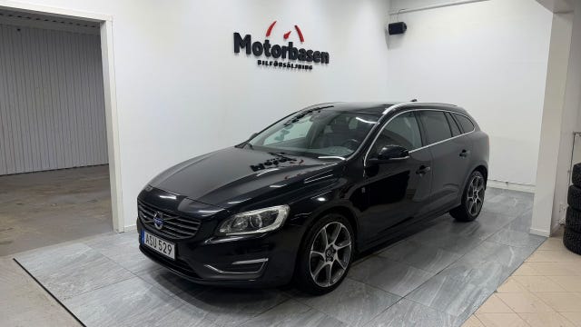 Volvo V60 2015