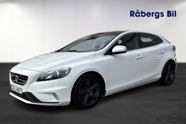 Volvo V40 2015