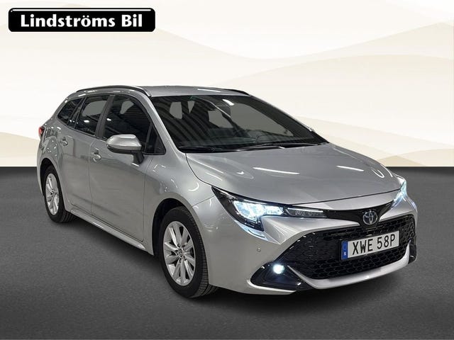 Toyota Corolla 2024 – bild 3