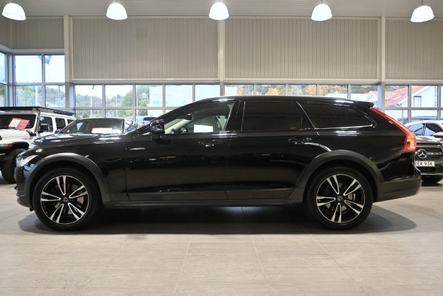 Volvo V90 Cross Country 2018 – bild 2
