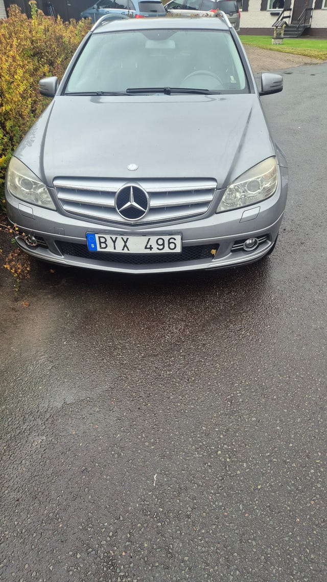 Mercedes-Benz C 180 2010