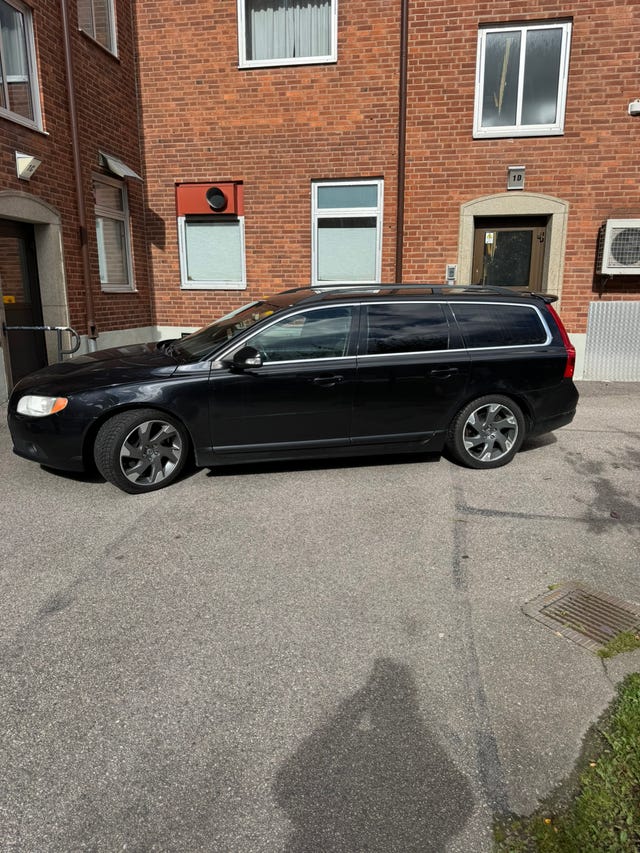 Volvo V70 2011 – bild 2