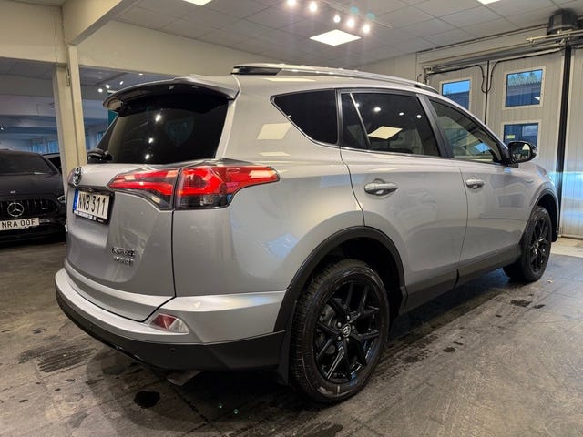 Toyota RAV4 2019 – bild 4