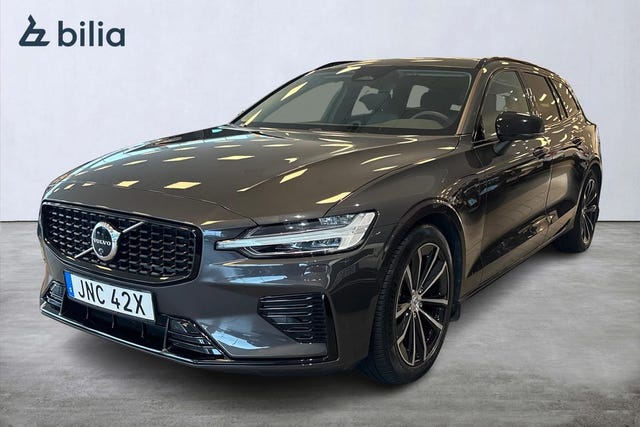 Volvo V60 2025