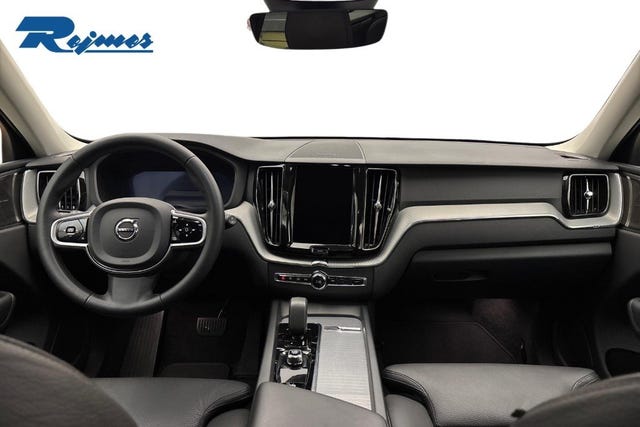 Volvo XC60 2025 – bild 2