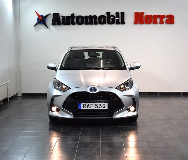Toyota Yaris 2023 – bild 2