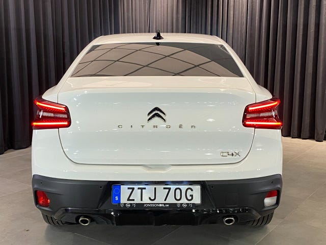Citroen C4 X 2023 – bild 2