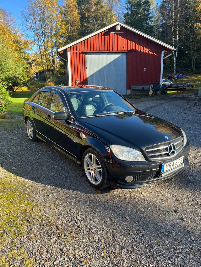 Mercedes-Benz C220 2011