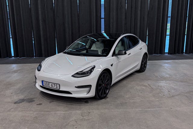 Tesla Model 3 2020