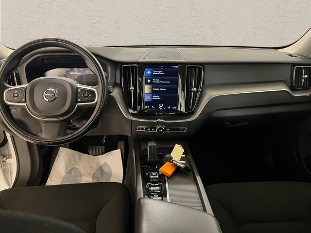 Volvo XC60 2021 – bild 4