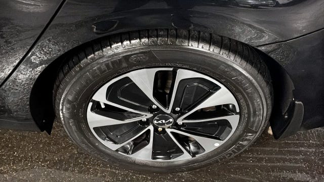 Kia Ceed 2024 – bild 4