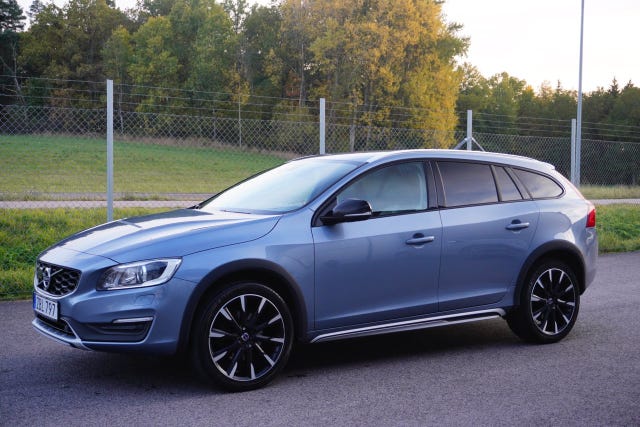 Volvo V60 Cross Country 2018