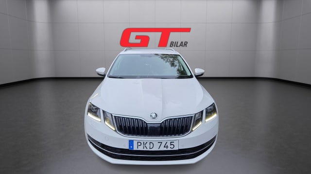 Skoda Octavia 2018 – bild 2