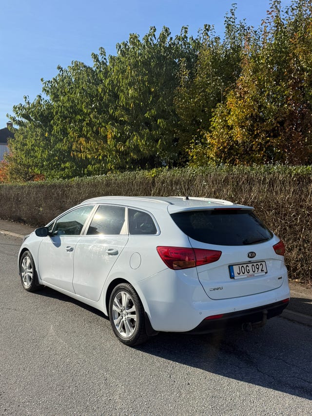 Kia Ceed 2013 – bild 2