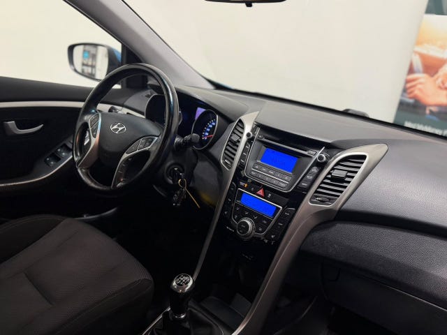 Hyundai i30 2014 – bild 2