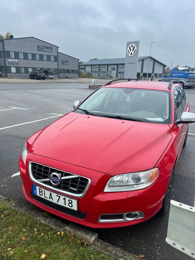 Volvo V70 2011