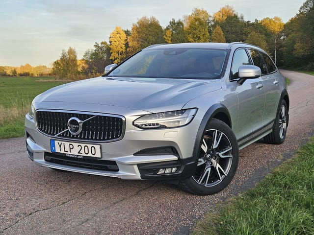 Volvo V90 Cross Country 2019 – bild 2