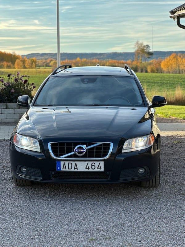 Volvo V70 2013