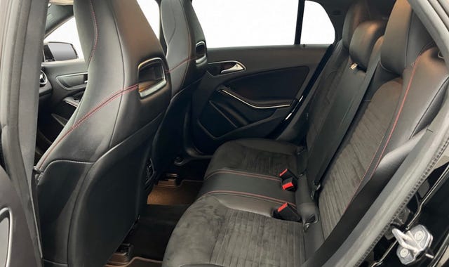 Mercedes-Benz CLA 180 2018 – bild 3