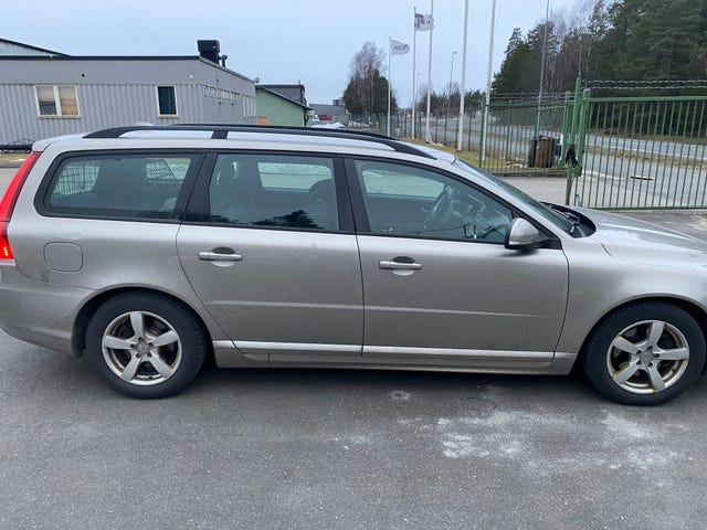 Volvo V70 2014