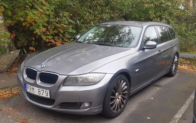 BMW 318d 2011