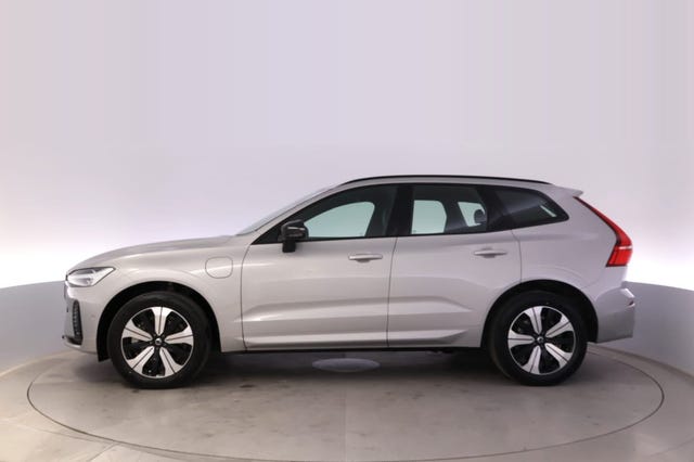 Volvo XC60 2025 – bild 2