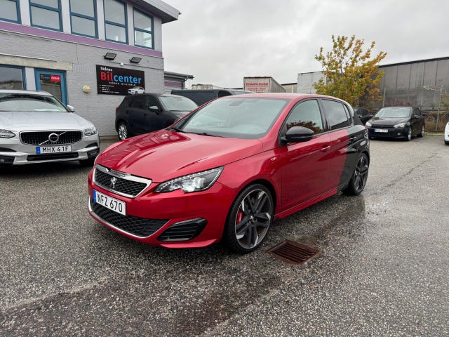 Peugeot 308 2016