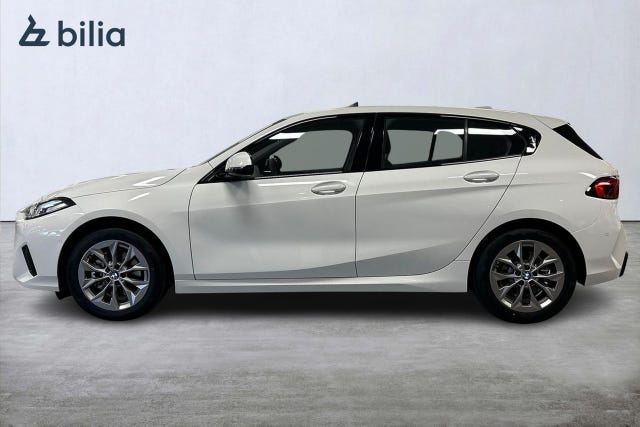 BMW 120 2026 – bild 3