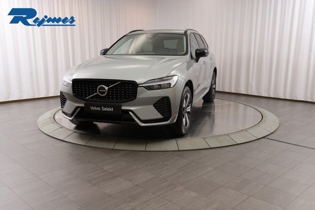 Volvo XC60 2025