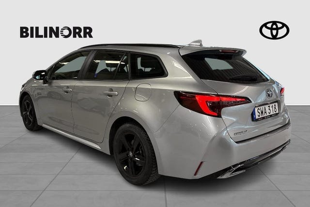 Toyota Corolla 2023 – bild 4