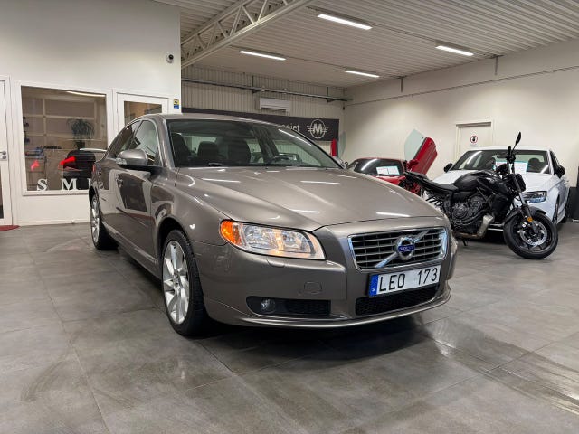 Volvo S80 2011