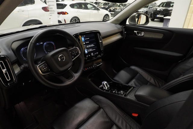 Volvo XC40 2022 – bild 2