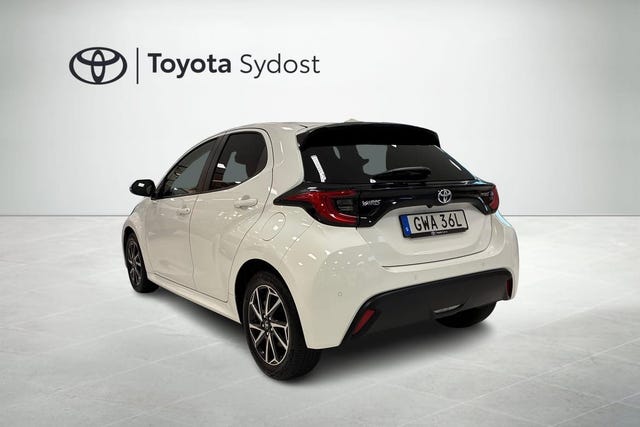 Toyota Yaris 2023 – bild 2