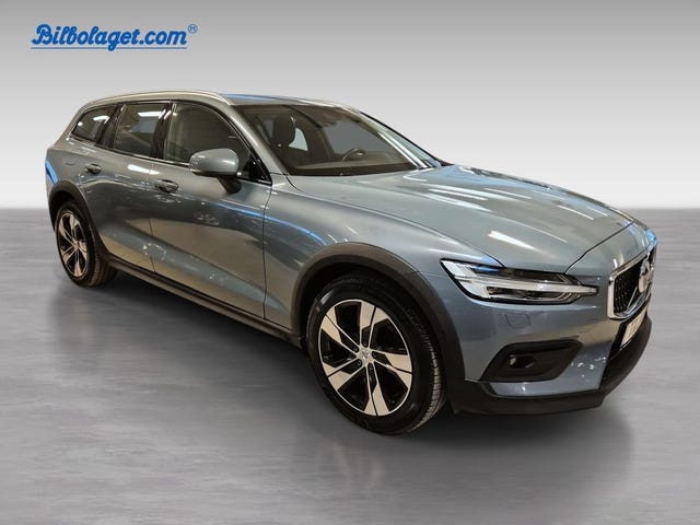 Volvo V60 Cross Country 2022 – bild 2
