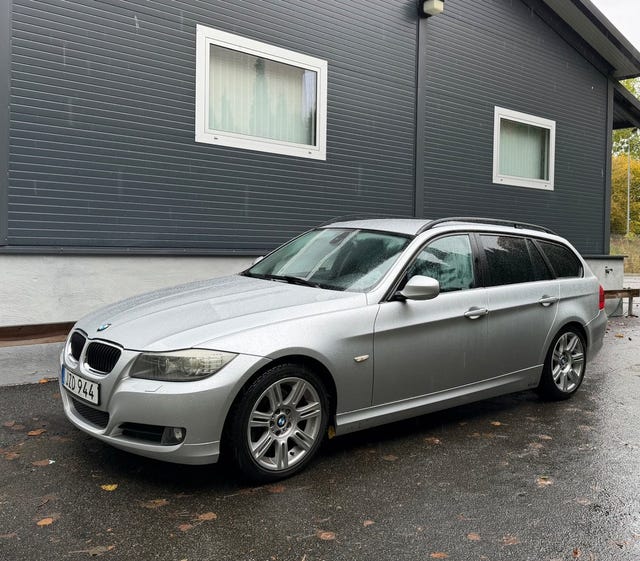 BMW 320d 2010