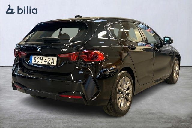 BMW 120 2026 – bild 2