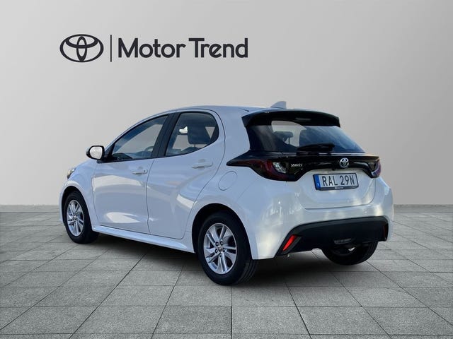 Toyota Yaris 2023 – bild 3