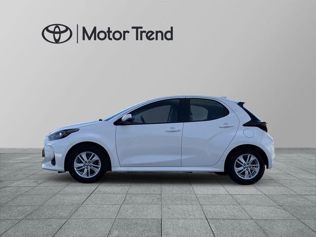 Toyota Yaris 2023 – bild 4